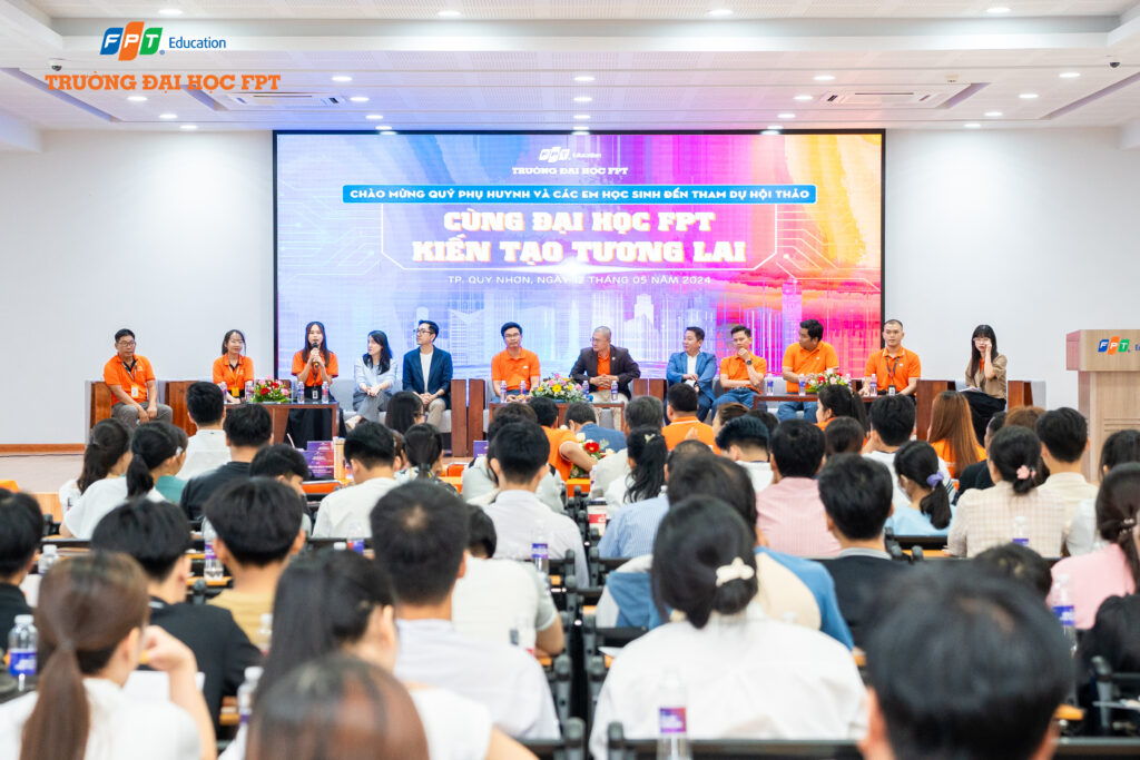 ĐẠI HỌC FPT GỠ RỐI T M LÝ PHỤ HUYNH TRƯỚC NGƯỠNG CỬA CHỌN NGÀNH, CHỌN TRƯỜNG CHO TƯƠNG LAI CON EM