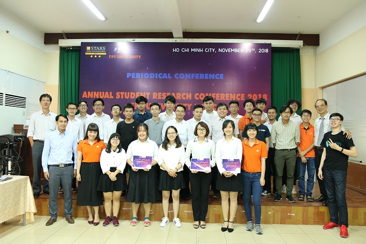 Trồng cây tự động giúp KHQ lọt vào chung kết Hackathon